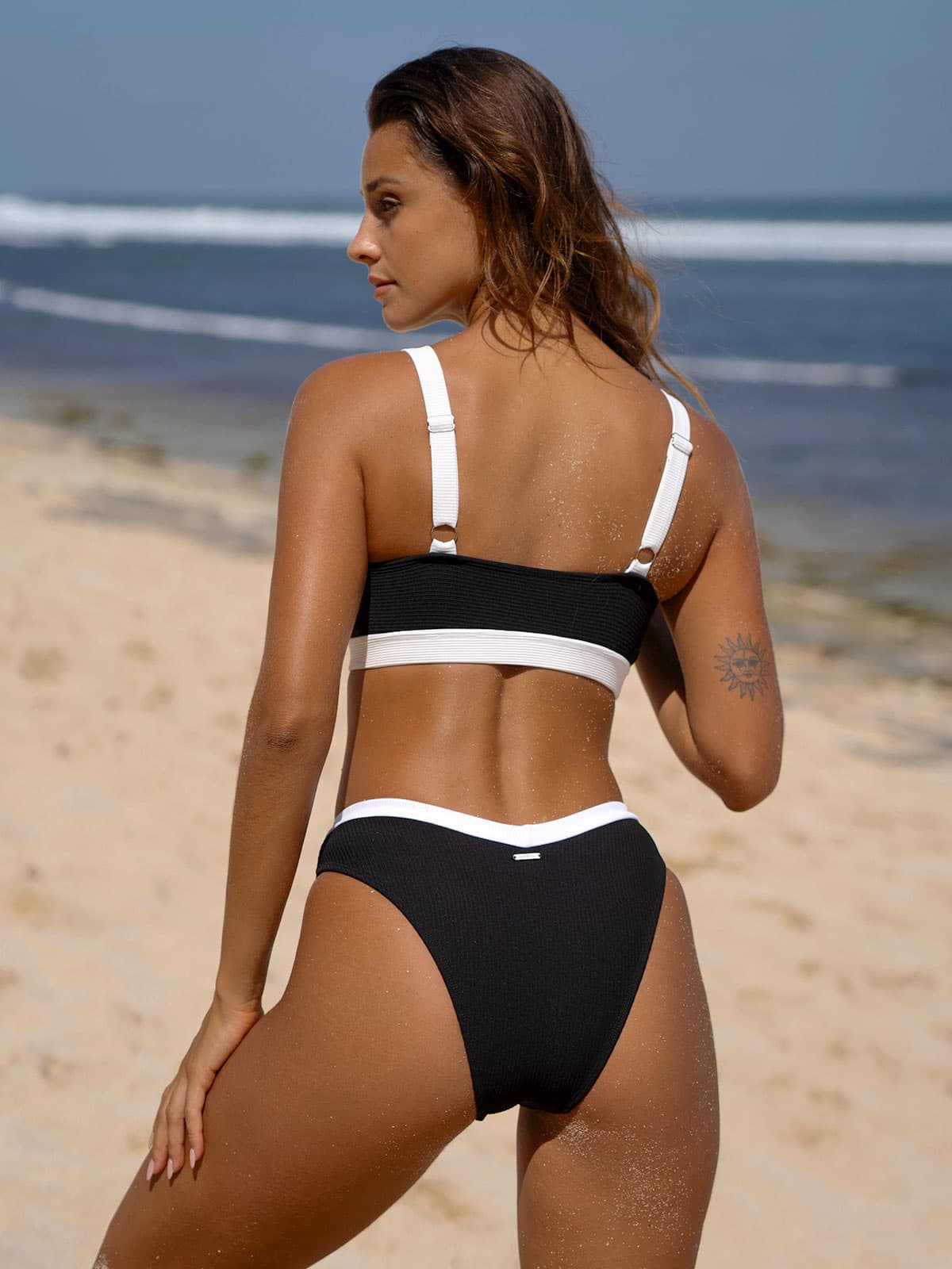 Contrast Trim Bikini Top